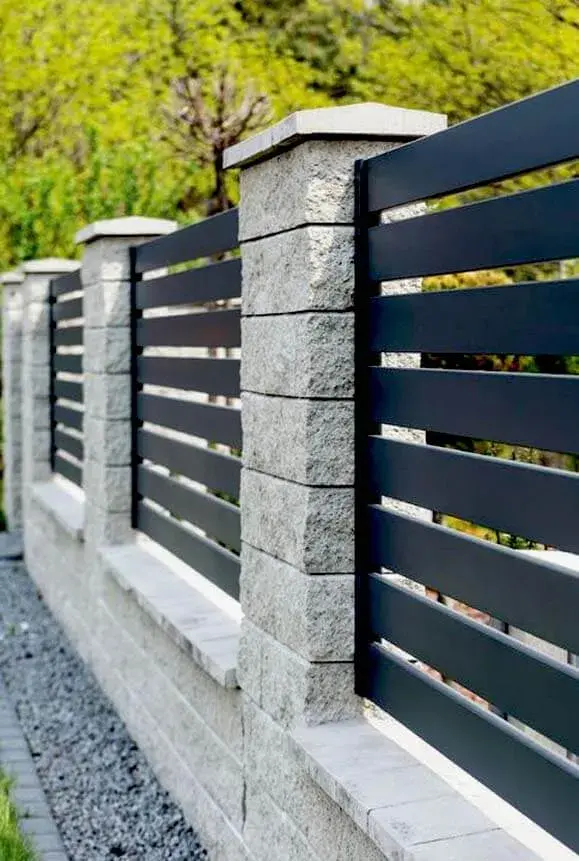 Aluminijumska ograda – realizovan rad, aluminijumska ograda i kapija, PVC i ALU stolarija Plastmont Novi Sad